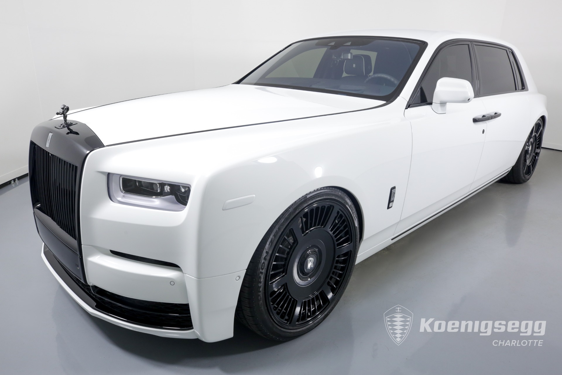 Used 2022 Rolls-Royce Phantom EWB For Sale ($624,996)