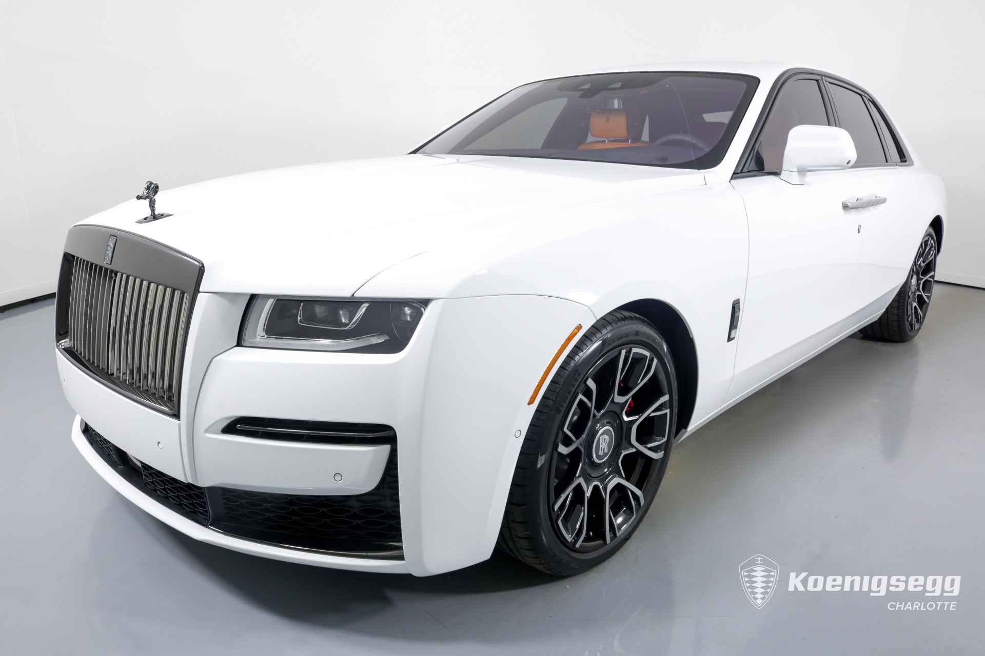 2022 Rolls Royce Ghost Extended - the most Luxurious Long V12 Sedan -  Interior, Exterior & Sound 