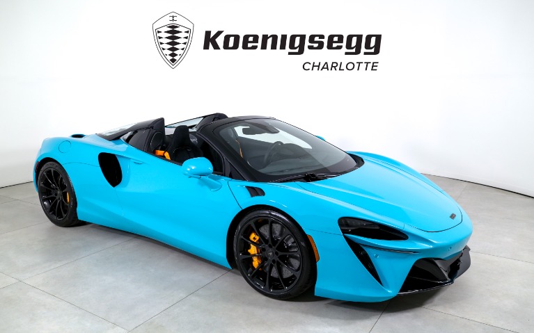 2025 McLaren Artura